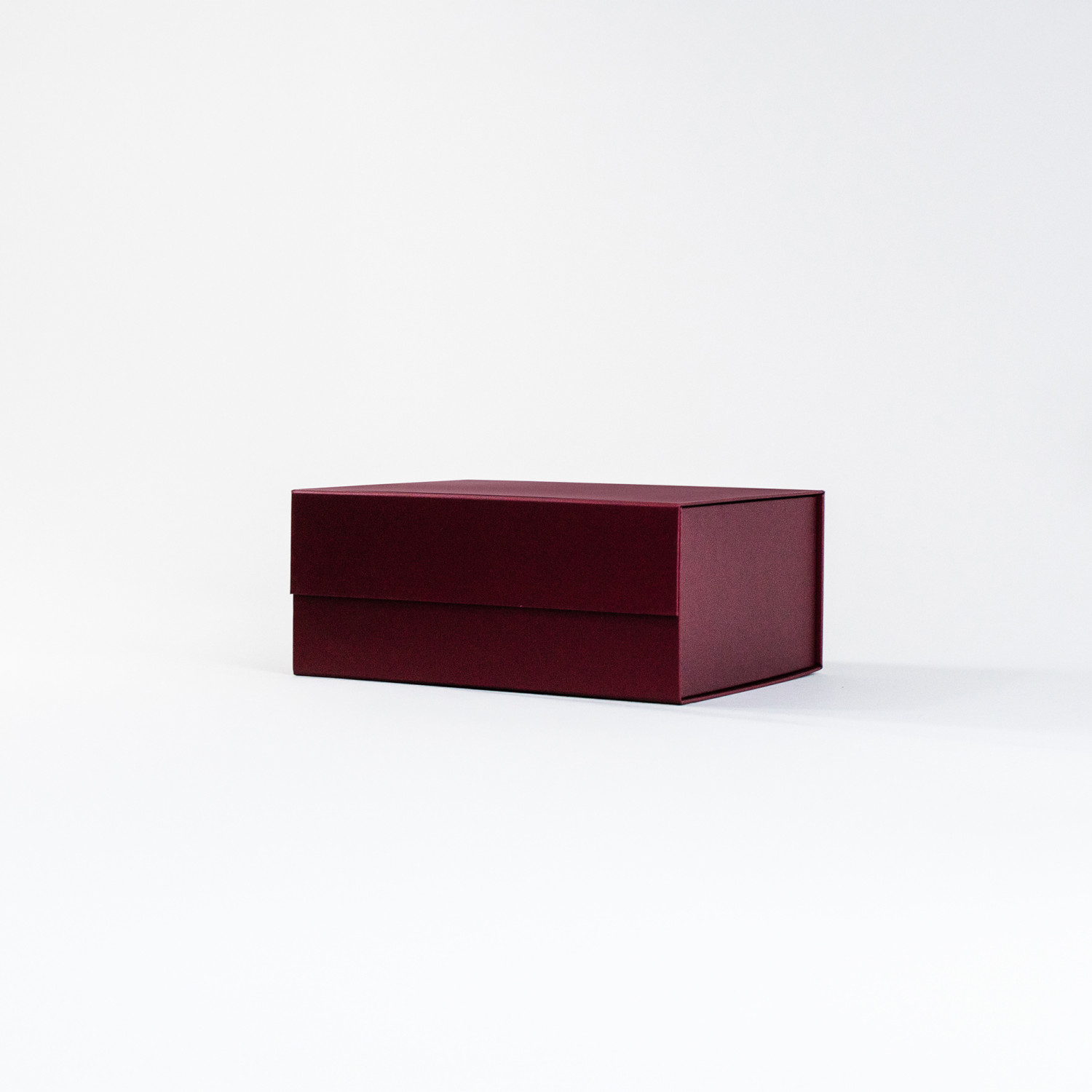 Caja con cierre magnético premium Burdeo | 9x21.5x15.5 cm